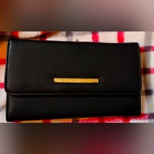 Steve Madden women's black wallet